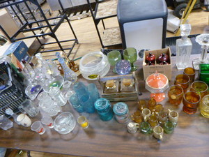 Lot of Glassware