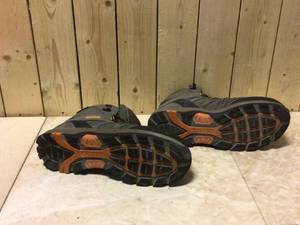 lot 65 image: Wolverine Mens Fletcher Waterproof 6 Hiker CarbonMax - Composite Toe - Taupe Size 11.5(M)  USED