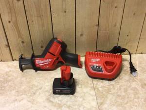 lot 77 image: Milwaukee 2520-20 M12 FUEL 12V Cordless HACKZALL Reciprocating Saw