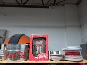 lot 6 image: Coca Cola Plates, AMFM Radio & Ice Tub