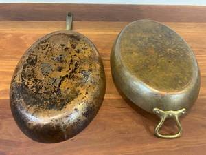 lot 9 image: Vintage Paul Revere ware Revereware Oval Copper Brass Saute Pans