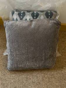 lot 67 image: Millennium Furniture Geometric Diamond Shaped Design Living Room Large 21 Throw Pillows - Like New Condition