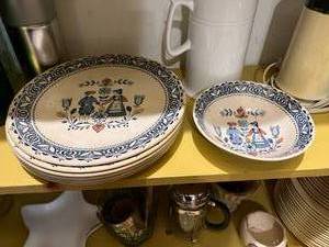 lot 80 image: TIME TO RAID THE PANTRY Huge selection. Look carefully. Amazing Find  Take What You Want & Leave What You Do Not Want  Please Bring Boxes