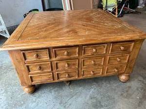 lot 118 image: Vintage American Signature Coffee table. This piece is made of 100% REAL WOOD Remember that stuff This is a well-built piece that could use some simple restoring and it would be GEORGIOUS 