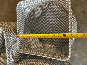 lot 131 image: Trendy Collapsible Woven Baskets. Great Shape. 