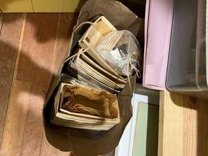 lot 149 image: GREAT SET OF CRAFTING SUPPLIES IN STORAGE CONTAINERS