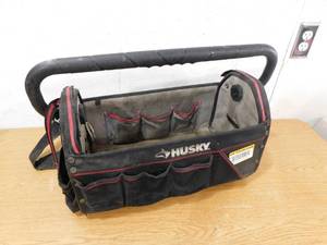 lot 53 image: Husky 20 in. Pro Tool Tote with Removable Tool Wall