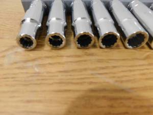 lot 167 image: 12 Metric Deep Well Socket Set - 11