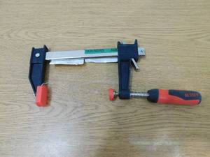lot 171 image: BESSEY Clutch Style 6 in. Capacity Bar Clamp with Composite Plastic Handle and 3-12 in. Throat Depth