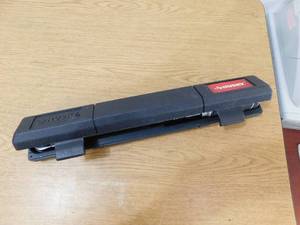lot 189 image: Husky 20 ft. lbs. to 100 ft. lbs. 38 in. Drive Torque Wrench