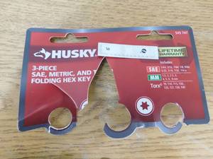 lot 190 image: Husky SAEMetric Folding Hex Key Set With Bonus Torx Set (3-Piece)