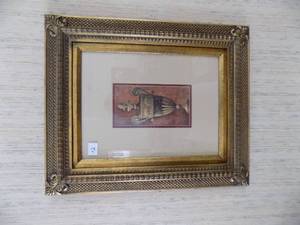 lot 12 image: Paragon Black Urn Fresco
