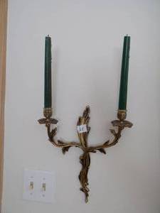 lot 24 image: Candleholder