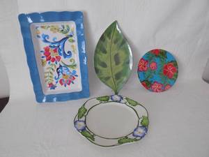 lot 48 image: Lot of Serving Platters