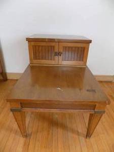 lot 54 image: Wooden End Table