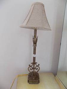 lot 61 image: Lamp With Shade 2 Count