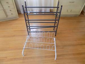 lot 65 image: 2 Shoe Racks