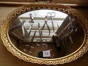 lot 73 image: Manicure Items With Mirror