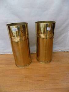 lot 100 image: Plant Holders