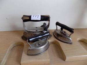 lot 117 image: Antique Irons (3 Count)