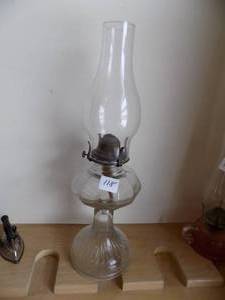 lot 118 image: Antique Oil Lamp