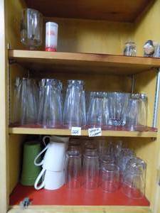 lot 228 image: Lot of Glassware