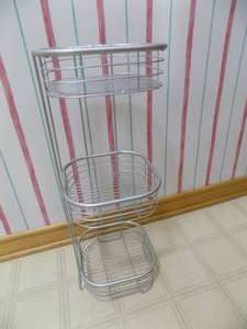 lot 251 image: Metal ShelfRack