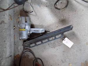 lot 301 image: Hitachi Air Nailer
