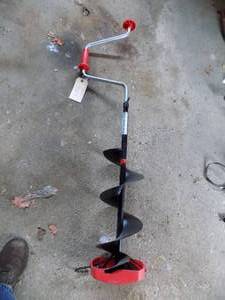 lot 307 image: Strickmaster 8 Auger