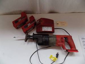 lot 321 image: Milwaukie Sawzall 18V With Charger & 2 Batteries