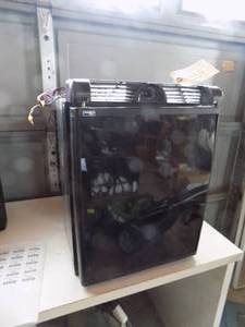 lot 339 image: RV Fridge Norcold