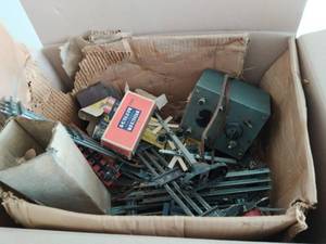 lot 166 image: Collection Of Misc. Lionel Tracks And Pieces