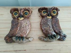 lot 172 image: Pair Of Ceramic Wall Hanging Owls