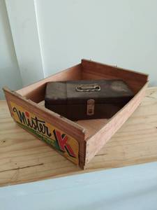 lot 212 image: Tomato Box And Vintage Dremel Type Tool By Electrocraft