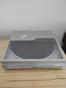lot 133 image: Realistic LAB-1500 Turntable