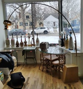lot 6 image: MCM Floor Arc Lamp
