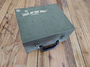 lot 209 image: Vintage Call Of the Wild W.E. Record Player