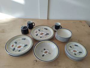 lot 47 image: Collection of Vintage Stoneware Dishes Made in Japan