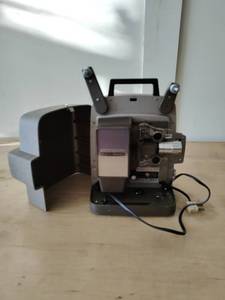 lot 49 image: Autoload by Bell & Howell