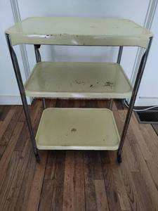lot 71 image: Vintage Metal Rolling Cart