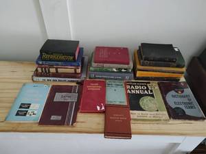 lot 101 image: Collection of Books