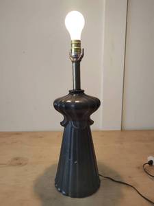 lot 108 image: Art Deco Style Vintage Table Lamp