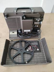 lot 125 image: Argus Showmaster 870 Super Eight Projector