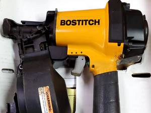 lot 30 image: Stanley Bostitch Industrial Coil Roofing Nailer Model RN45B-1