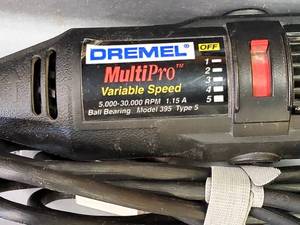 lot 32 image: Dremel Tool in Case with Accessories