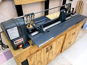 lot 12 image: Craftsman Copy Crafter Wood Lathe