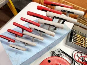 lot 71 image: Assorted Garage Tools