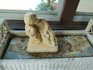 Statue