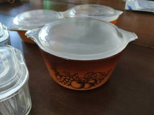 Three Vintage Pyrex Casserole Dishes with Lids and Glass Refrigerator Boxes with Lids