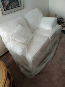 lot 36 image: Flexsteel Loveseat